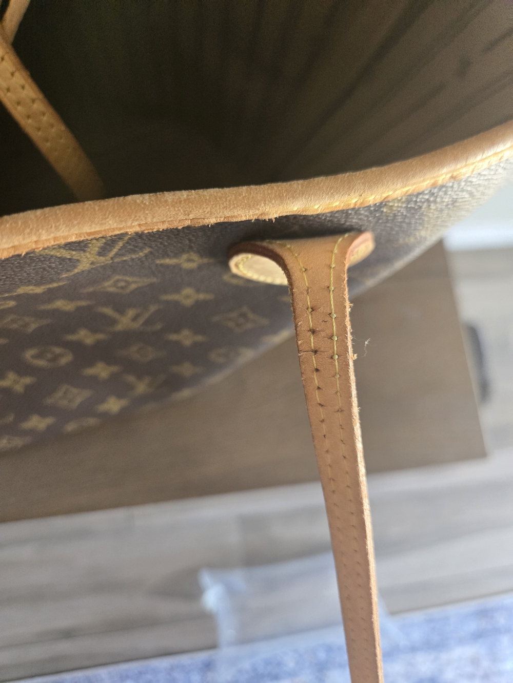 Louis Vuitton Brown Monogram Neverfull Tote - Picture 16 of 17